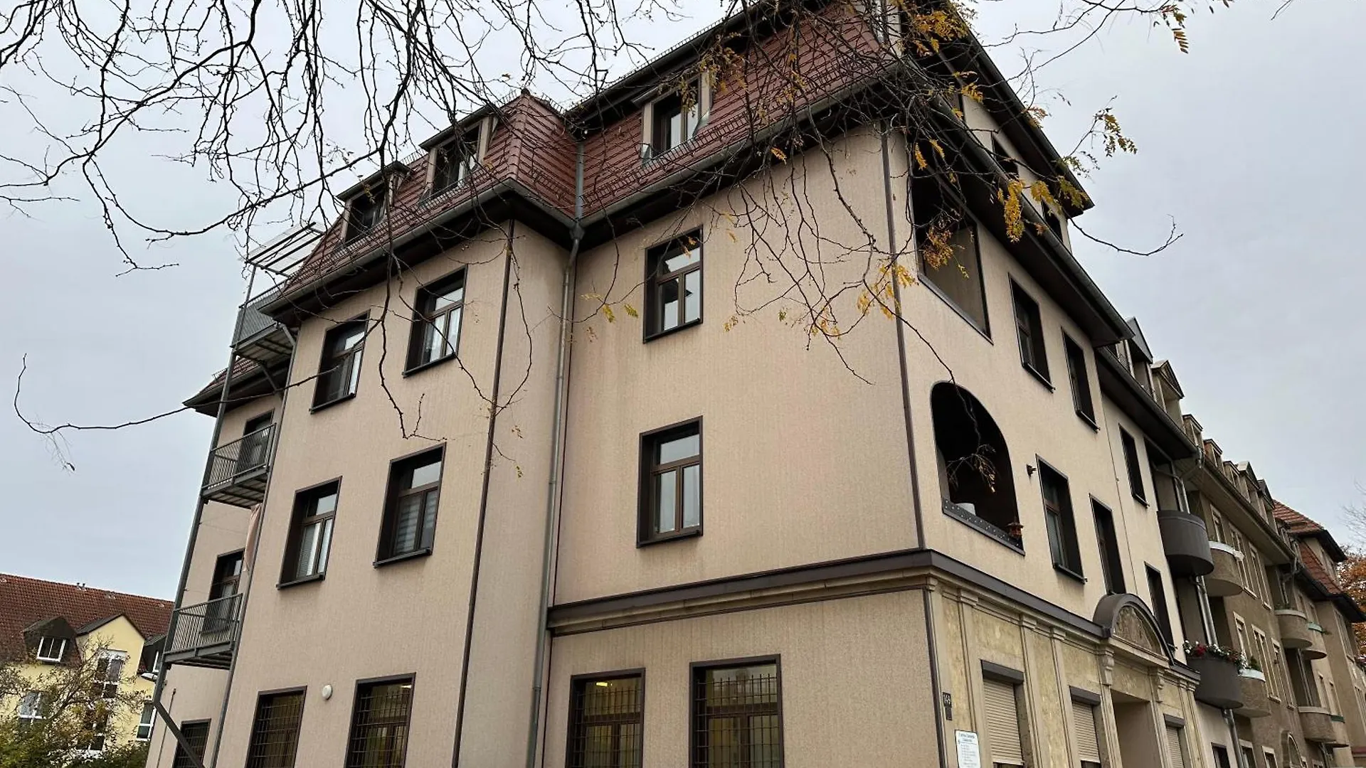 Linda Ninh Apartment Dresden